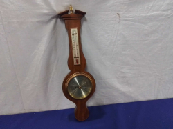 Small Pretty Baronmeter. W.14 H.46 Cm.