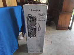 Inovalley Bluetooth Karaoke Speaker.