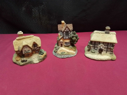 3 House Figurines of 