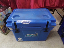 Tackle World Blue Cooler Box 50 Litre.