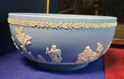 A very good quality large Wedgwood bowl in nice condition. W.20 H.9.5 Cm.