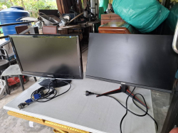 2 Computer screen Samsung and Acer with complete cables