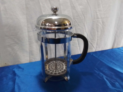 A Cafeteria in Good Condition. W.19 H.16 Cm.