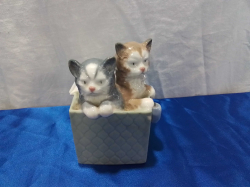 A Lovely NAO Figure of 2 Cats in a Box. W.10 H.11 Cm.