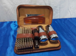 A Gents Leather Travelling Set.