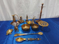 A Job Lot of Small Brass Items 14 pieces.