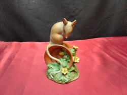 An Amusing Alfrette Porcelain Figure of A Mouse. D.9 W.8 H.11 Cm.