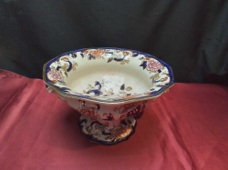 A Masons Mandalay Footed Bowl with Handles. W.23 H.14 Cm.