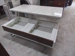 A Lovely White Gloss Coffee Table with storage. W.60 L.120 H.62 Cm.