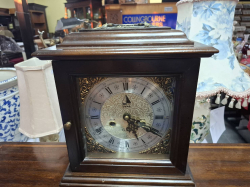 A nice wooden 8 day Ghimming Mantel clock. Dimension 27x32x16 cm