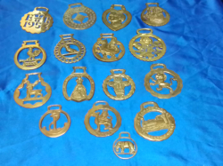 A Wilenton of Brass, Horse Brasses.(16 pieces)