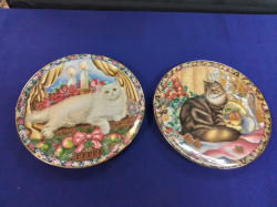 2 Small Lovely Cat Collection Plates. W.18 Cm.
