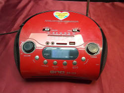 Old Movable Red Redio.(working in order)