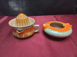 An Shelley Ashtray and  matching Juicer.