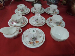 A Lovely Crown Derby Tea Set in the 