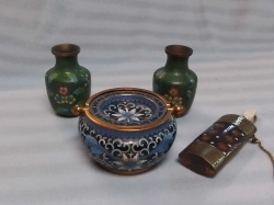 4 Small Pieces Of Cloisonne (1 Vase damaged) including  an Unusual Chinese  Snuff Box.