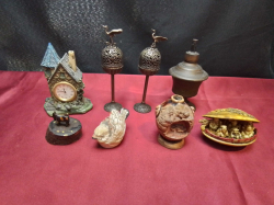 Job Lot of 8 Vintage small items. 