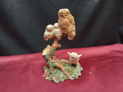 A Large Resin Group of Owls by Border Fine Arts. W.12 H.17 Cm.
