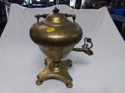 A Large Brass Samovar or Tea UKA. W.23 H.30 Cm.