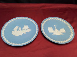 A 1969 Moon Landing and A 1971 London Eros Statue Commemorative Plates in Wedgwood  Jasperware. W.20 Cm.