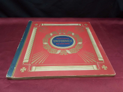 1933 complete large Nazi cigarettes collectible cards albums in very good condition