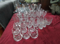 A Mixed Lot of Whiskey Wine And Shot Glasses 40 Pieces.