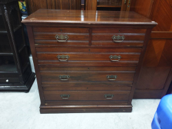 Heal &Son 19th century C,1870-1880 Walnut Chest of drawers with original brass handles and unusual Cedarwood  drawer linings. D.53 W.107 H.106 Cm.