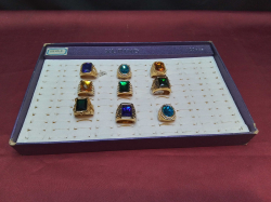 9 high quality lovely rings with the tray.