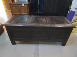  Oak Carved Blanket Box. D.58 L.142 H.60 Cm. 