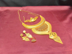 5 Pieces of Middle Eastern Full Set, Bridal Jewelry, Yellow Gold 
