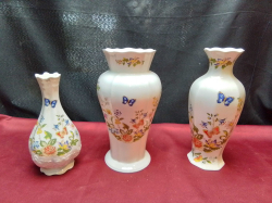 3 Nice Aynsley Vase with Cottage Garden Design and Butterflies. Large W.9 H.23 Cm.