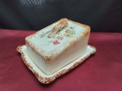 A Chease Tray with cover. 15X19 Cm.
