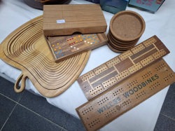 A Selection of Wooden items & a cribbage board, etc.