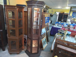 An Unusual Hexagonal Bevel Glass 4 Shelves Display Cabinet with Light.with 1 key.W.71 D.62 H.200 Cm.