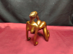 A Very Nice Nude Sexy Lady Kneeling Down Colore Bronze.
