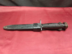 Genuine original US M7 Vietnam War Combat Dagger in excellent condition. L.32 Cm.