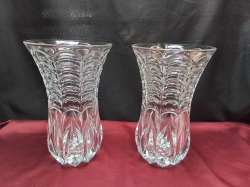 A Pair of Italian crystal vases. W.18 H.30 Cm.