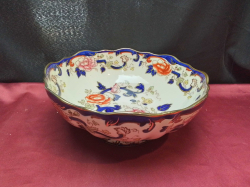 A Masons Mandaly Footed Bowl and A Large Vase. W.27 H.11 Cm.