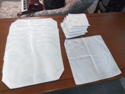 8 Nice Cotton of Table Mats and 6 Napkins