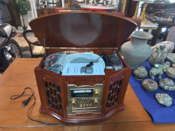 Invovalley Retro Hifi CDS Your Vinyl Disks and Audio Cassettes and MP3 machine with Remote.