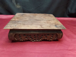 A Small Wooden Stand. A/F. 20x25 Cm. H.8 Cm.
