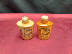 2 Vintage erotic Chinese snuff bottle. H.8 Cm,