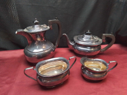 A Good Quality 4 pieces Tea and Coffee Serving.