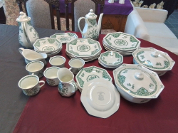 40 Pieces Green Royal Staffordshire Set