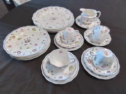 21 Pieces of Royal Crown Derby Set