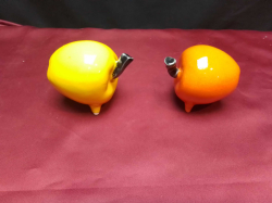 2 Ceramic Apple Decorative.