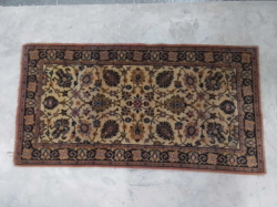 A Lovely Hand made Carpet.60x115 Cm.