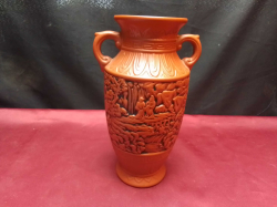 A beautiful large Chinese vase Cinnibar lacquer style 23cm tall