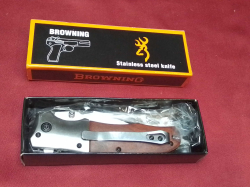A NEW BROWNIING GUN MAKERS, STAINLESS STEEL FOLDING HUNTING KNIFE. 