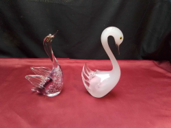 2 Lovely Murano swan.